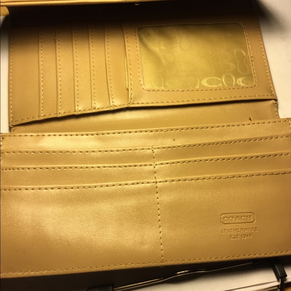 Wallet - Picture 8 of 8